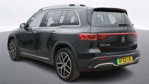 Mercedes-Benz EQB Eqb 300 Amg Line Premium 4Matic Black #3