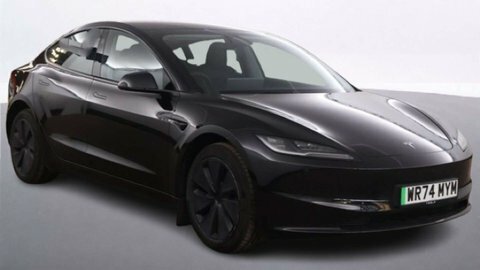 Tesla Model 3 Saloon Black