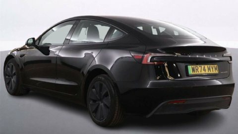 Tesla Model 3 Saloon WR74MYM Black #3