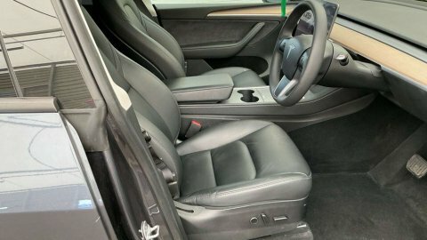 Tesla Model Y Suv LD24OAA Grey #6