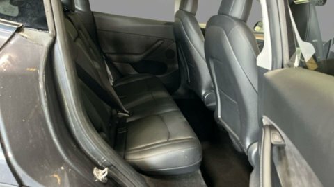 Tesla Model Y Suv LB22OFD Grey #5