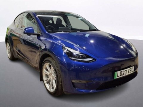 Tesla Model Y Suv Blue