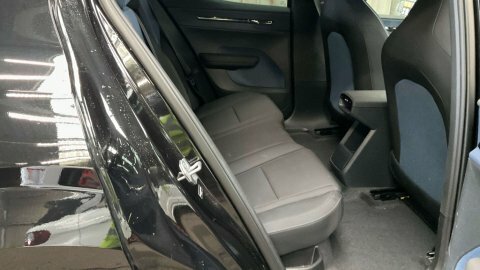 Volvo EX30 Suv Black #5