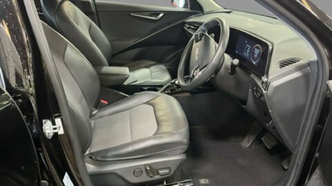 Kia Niro Suv Black #6
