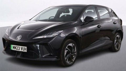 MG MG4 Hatchback Black #2