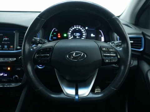 Hyundai Ioniq Hatchback #14