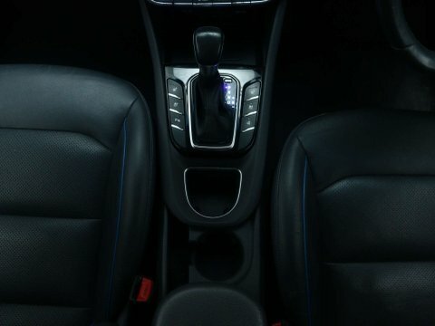 Hyundai Ioniq Hatchback #16