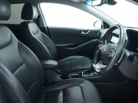 Hyundai Ioniq Hatchback #38