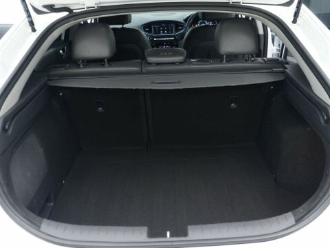 Hyundai Ioniq Hatchback #47