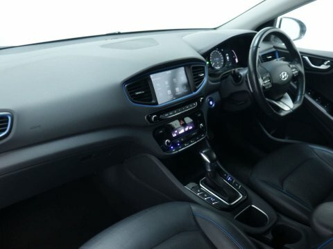 Hyundai Ioniq Hatchback #41