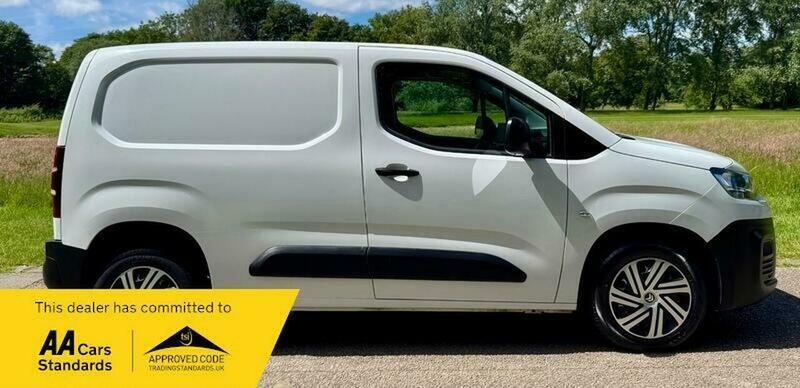 Citroen Berlingo 1.5 Bluehdi 1000 Enterprise White #6