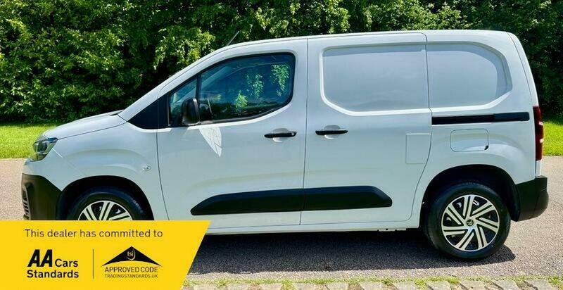 Citroen Berlingo Diesel White #11