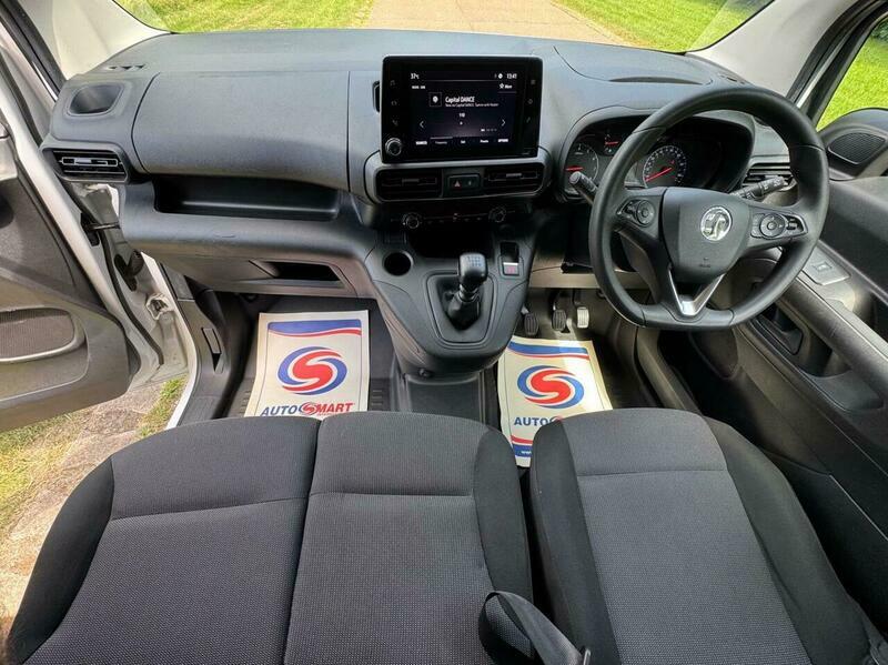 Vauxhall Combo 1.5 Turbo D 2300 White #2
