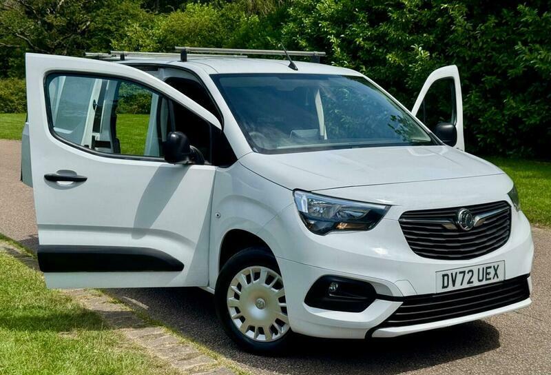 Vauxhall Combo 1.5 Turbo D Se Mpv 6Spd Euro 6 Black #25