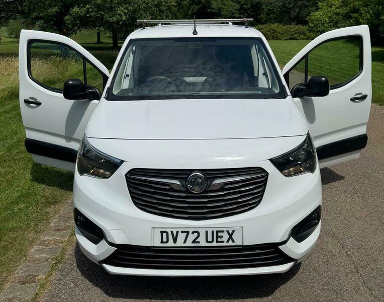 Vauxhall Combo 1.5 Turbo D Se Mpv 6Spd Euro 6 Black #24