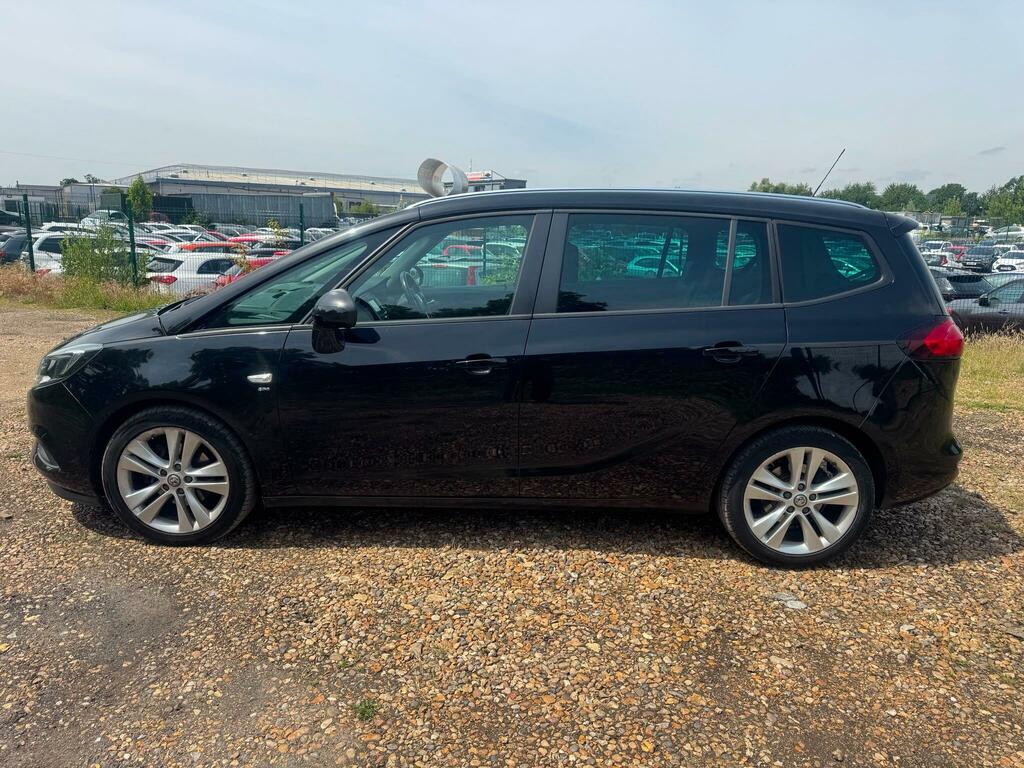 Vauxhall Zafira Tourer Sri Black #6