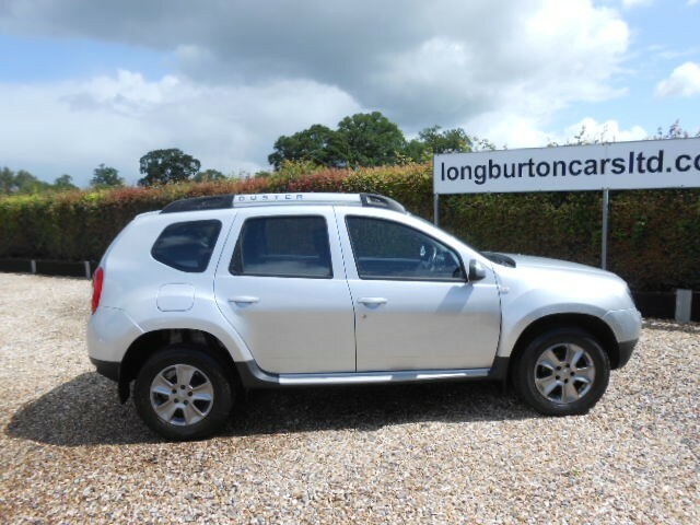 Dacia Duster Suv 1.5 Laureate Dci 110 4X2 2015 GL15HWO Silver #3