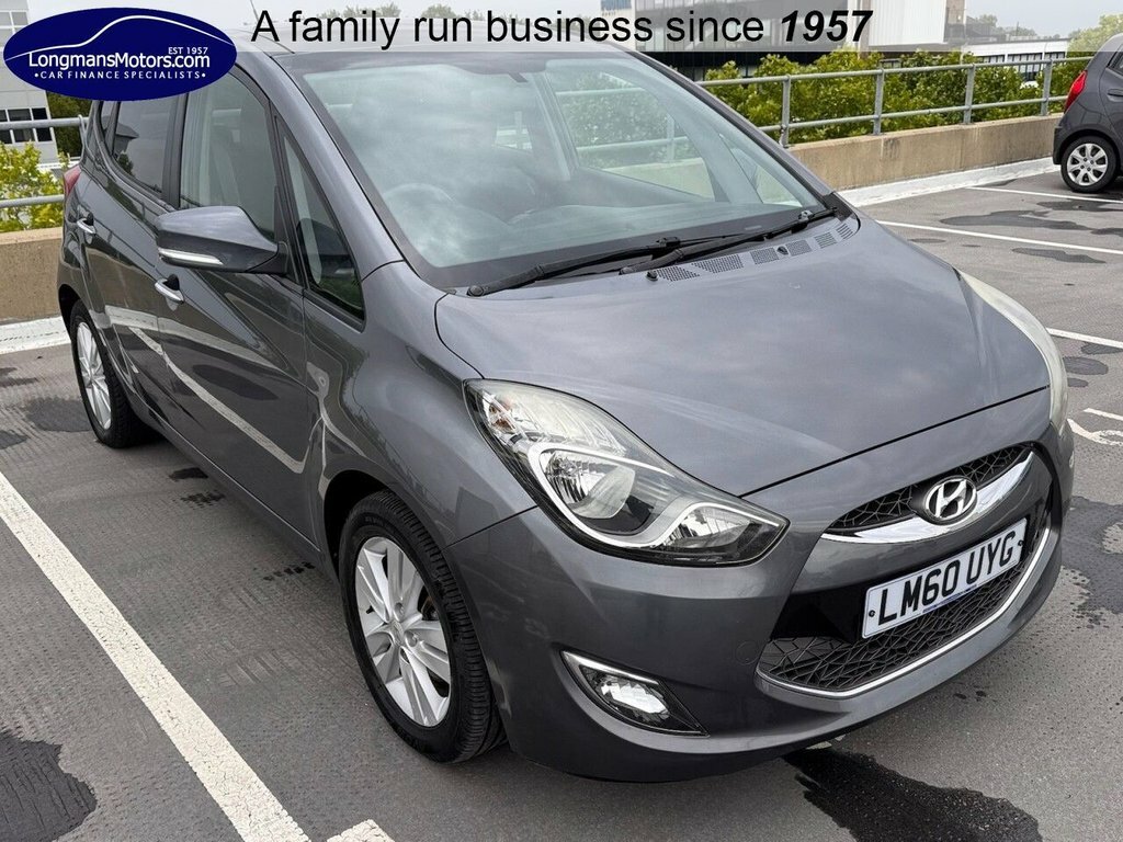 Hyundai Ix20 1.4 Crdi Active Hatchback Euro 5 White #2