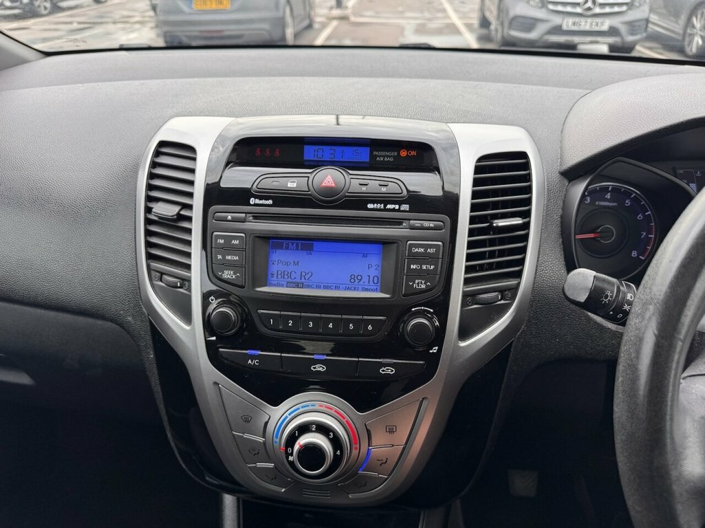 Hyundai Ix20 1.4 Crdi Active Hatchback Euro 5 White #39