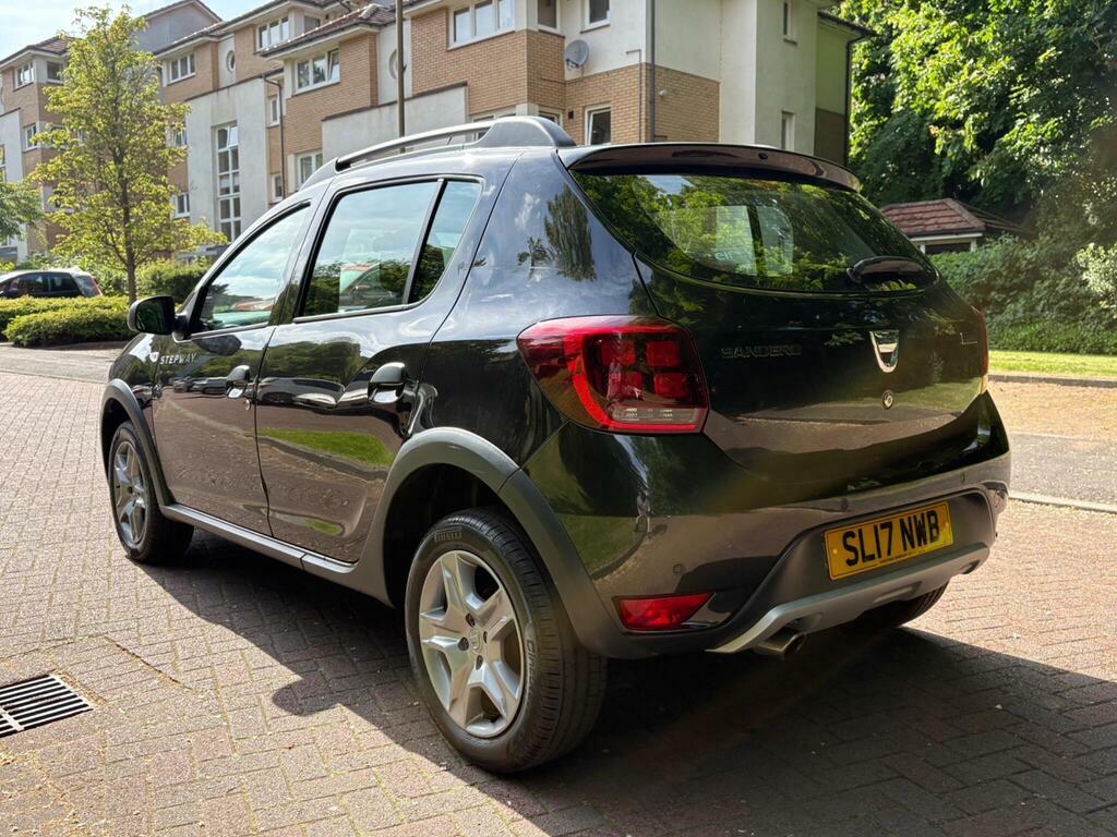 Dacia Sandero Stepway 0.9 Tce Laureate Euro 6 S S Black #4