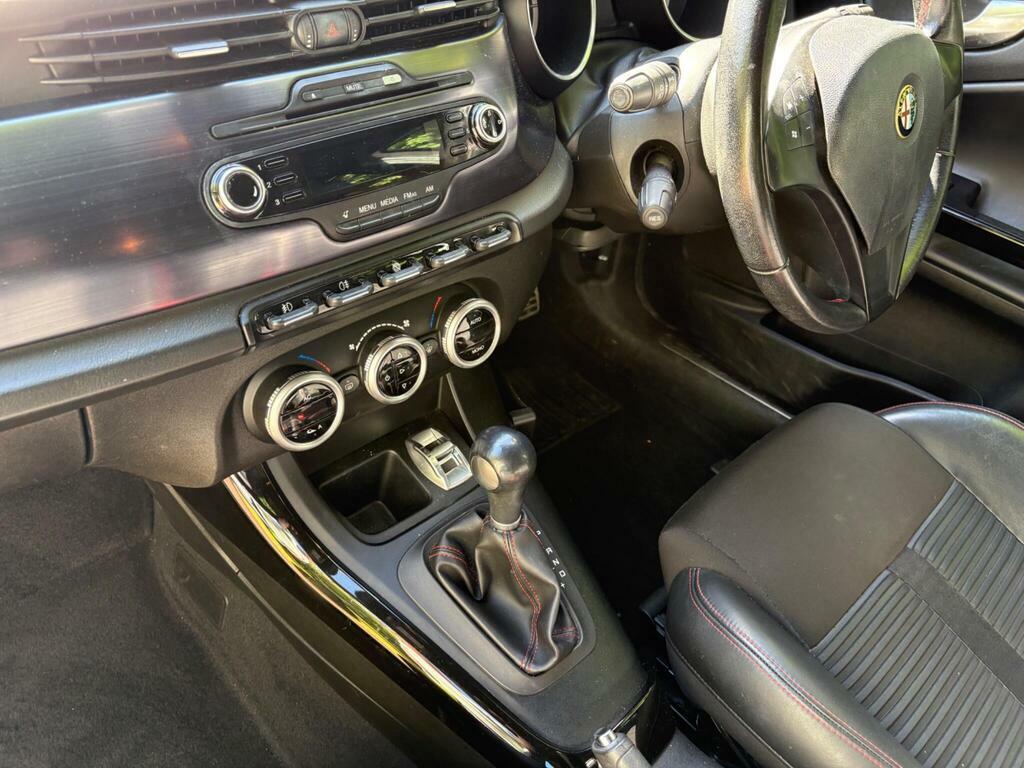 Alfa Romeo Giulietta Tb Lusso Red #24