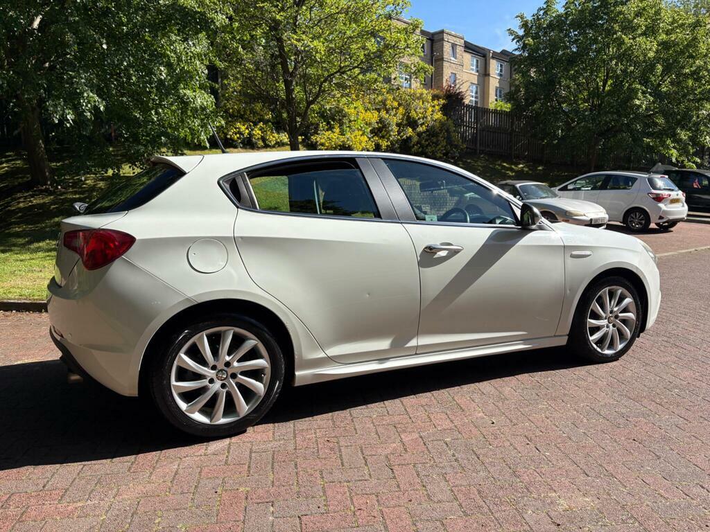 Alfa Romeo Giulietta Tb Lusso Red #16