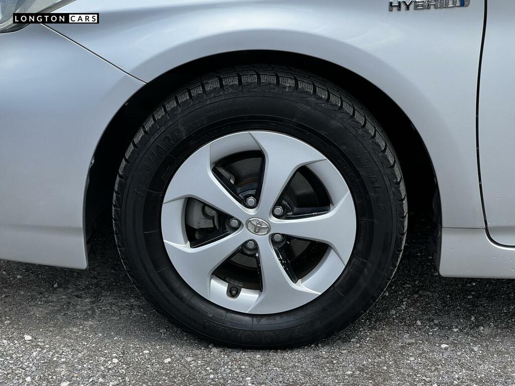 Toyota Prius Prius Icon Cvt Black #13