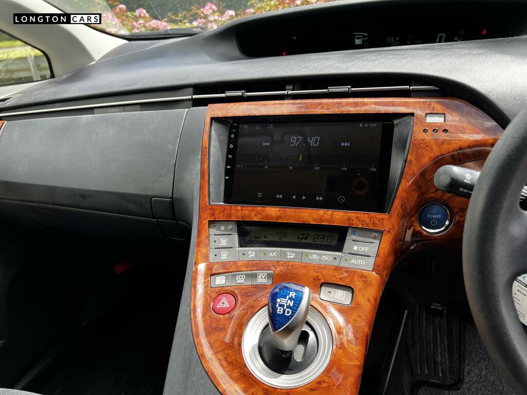 Toyota Prius Prius Icon Cvt Black #17
