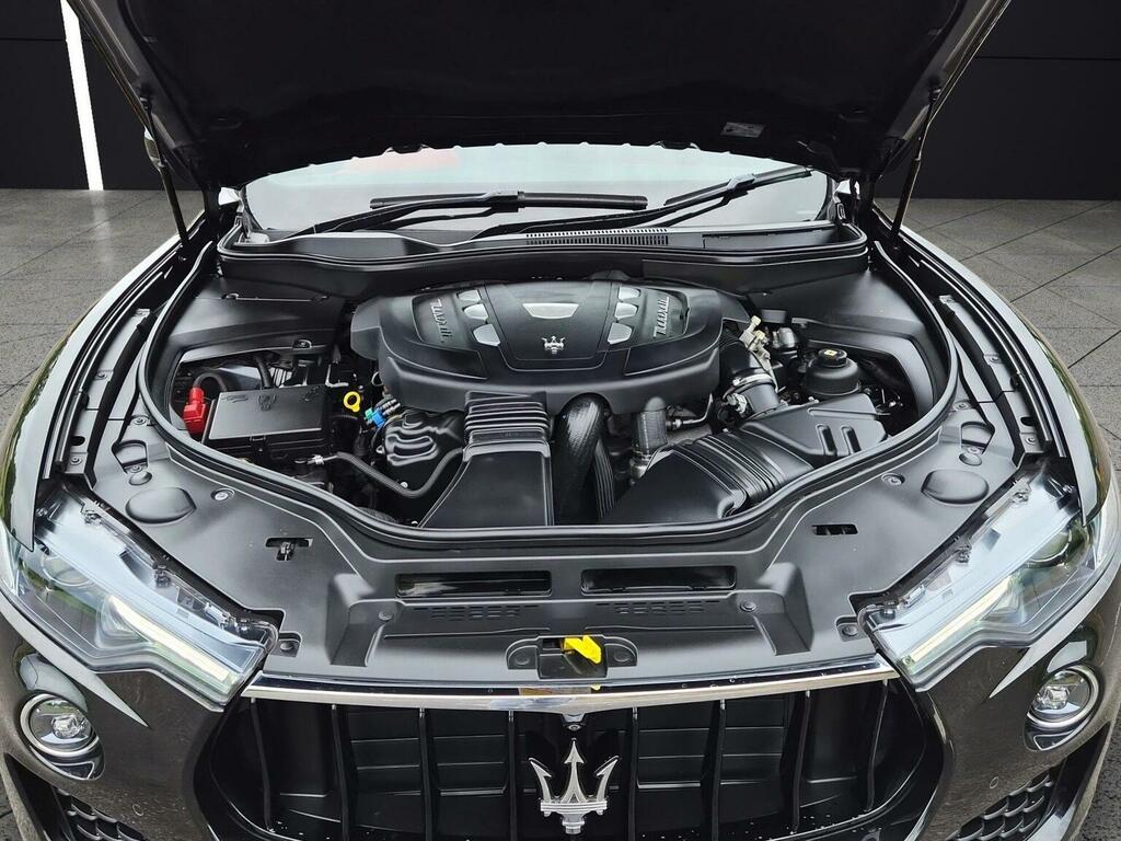 Maserati Levante D V6  #30