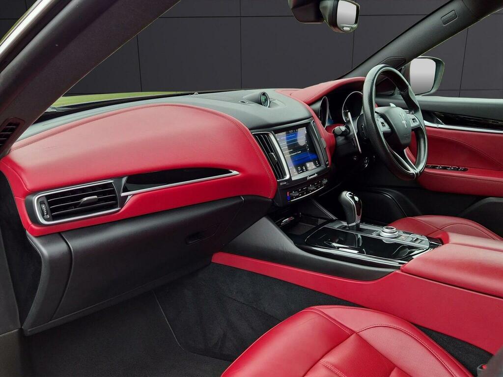 Maserati Levante D V6  #71