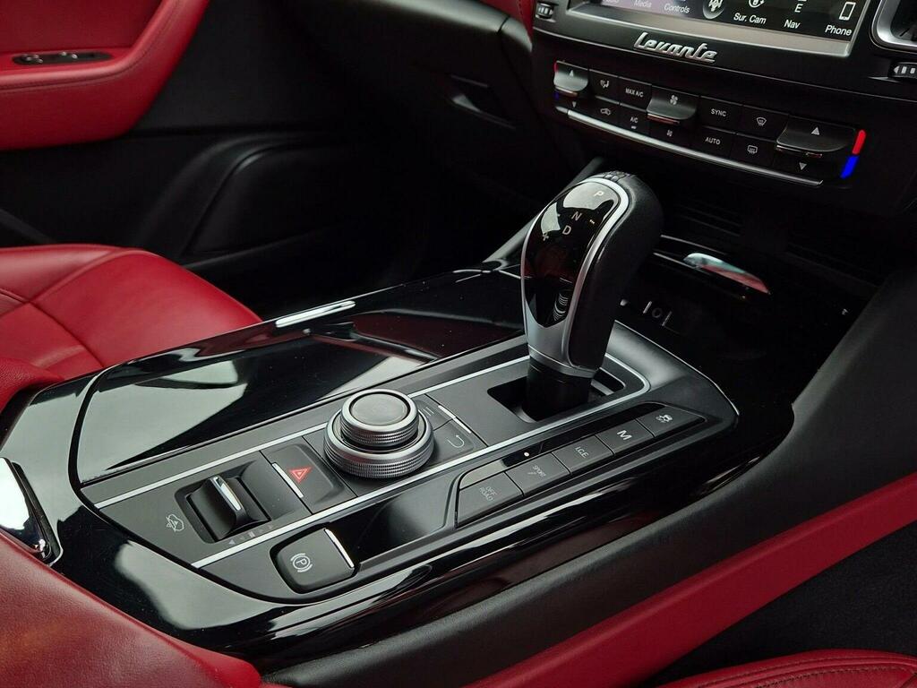 Maserati Levante D V6  #28