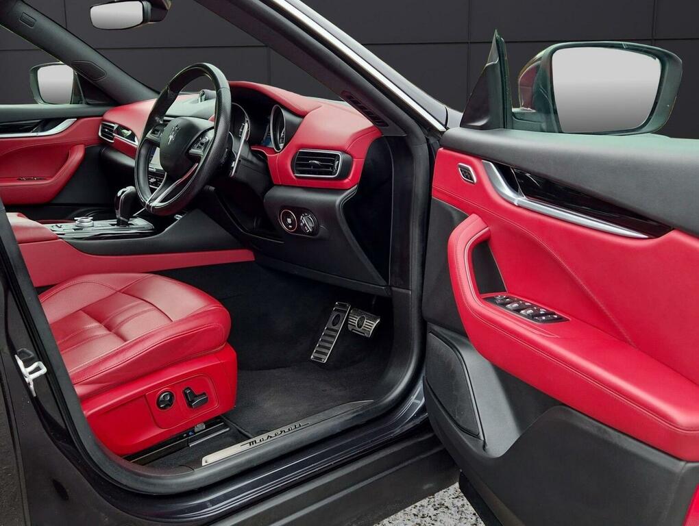 Maserati Levante D V6  #41