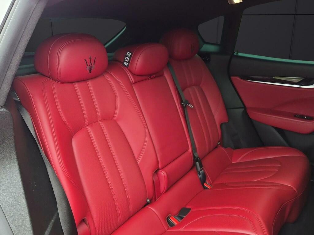 Maserati Levante D V6  #9