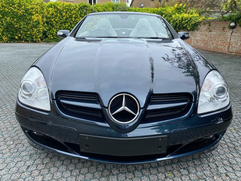 Mercedes-Benz SLK 3.5 Slk350 Black #4