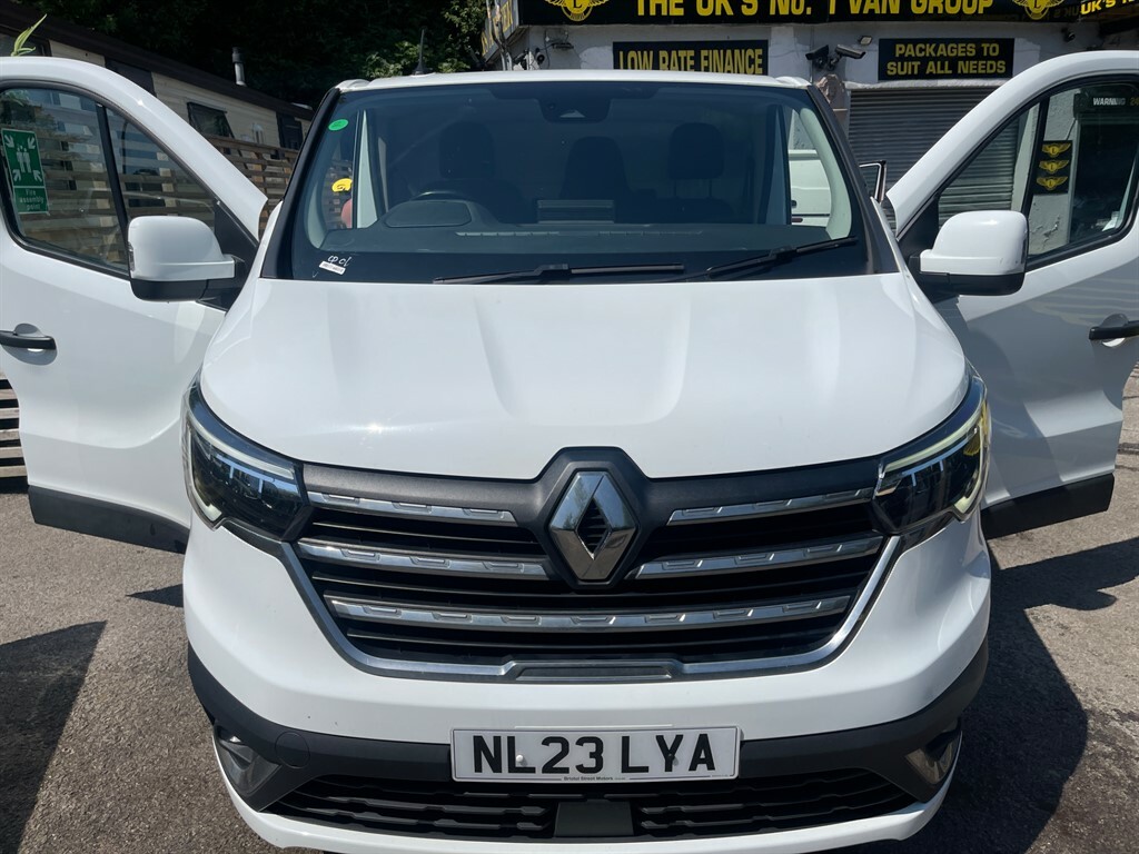 Renault Trafic Sl28 Sport Dci Facelift Model White