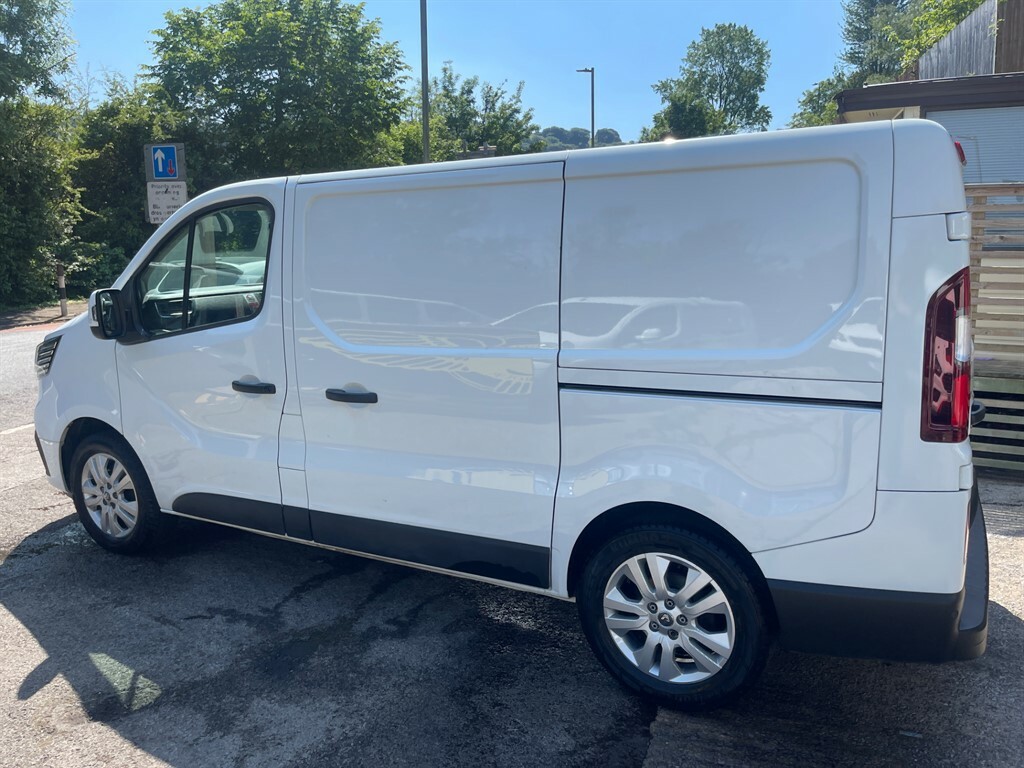 Renault Trafic Sl28 Sport Dci Facelift Model NL23LYA White #2