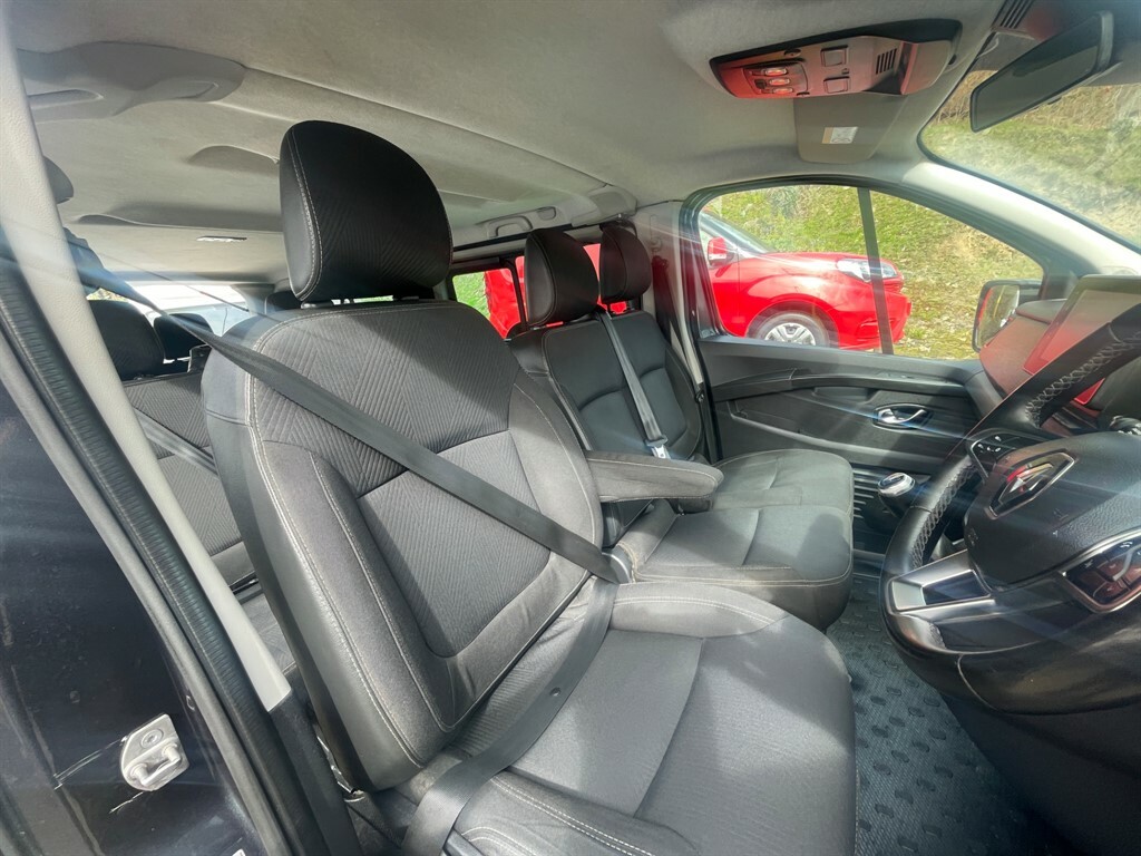 Renault Trafic Trafic 30 Mwb Black #8