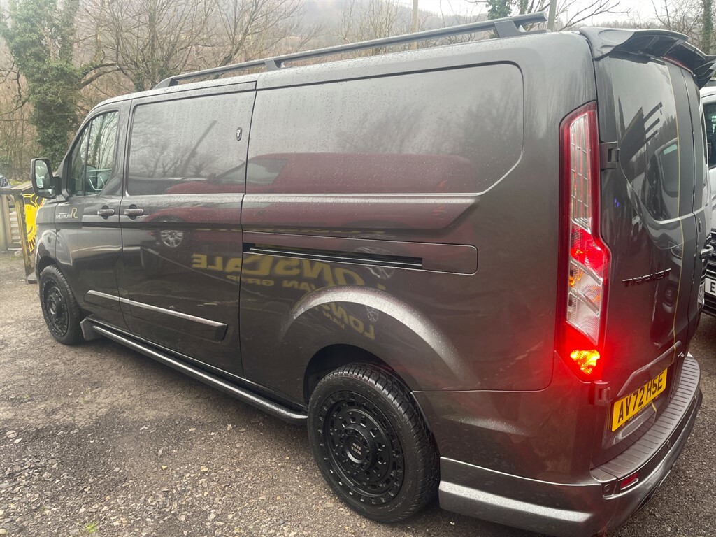 Ford Transit Custom 2.0 Ecoblue 130Ps H3 Leader Van Silver #18