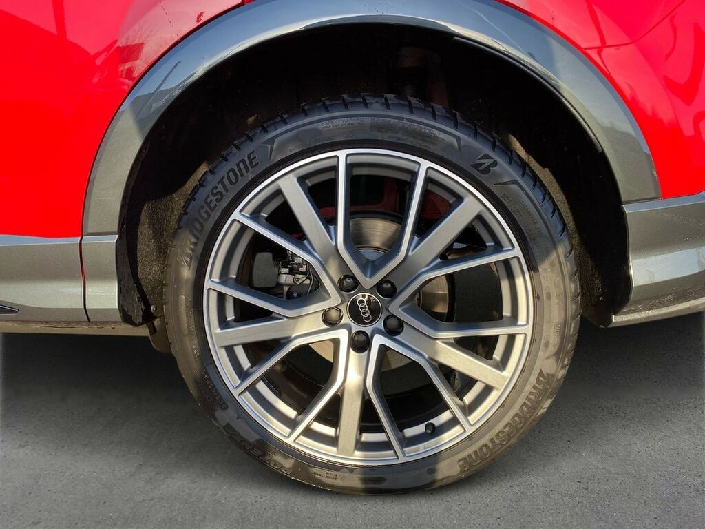 Audi Q3 35 Tfsi Black Edition S Tronic 20 Alloy Red #6