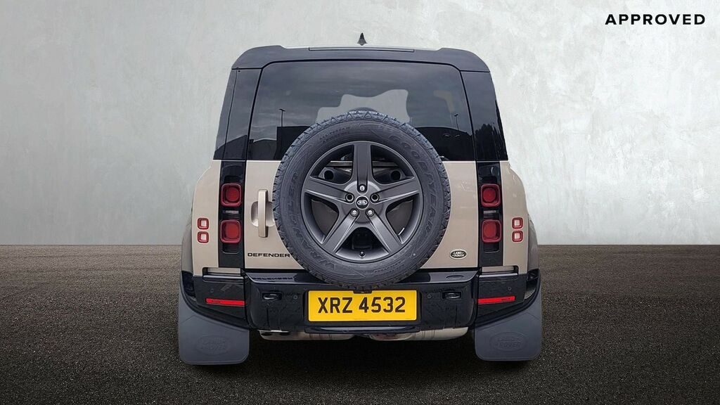 Land Rover Defender 110 3.0 D250 Se 110 XRZ4532 Brown #6