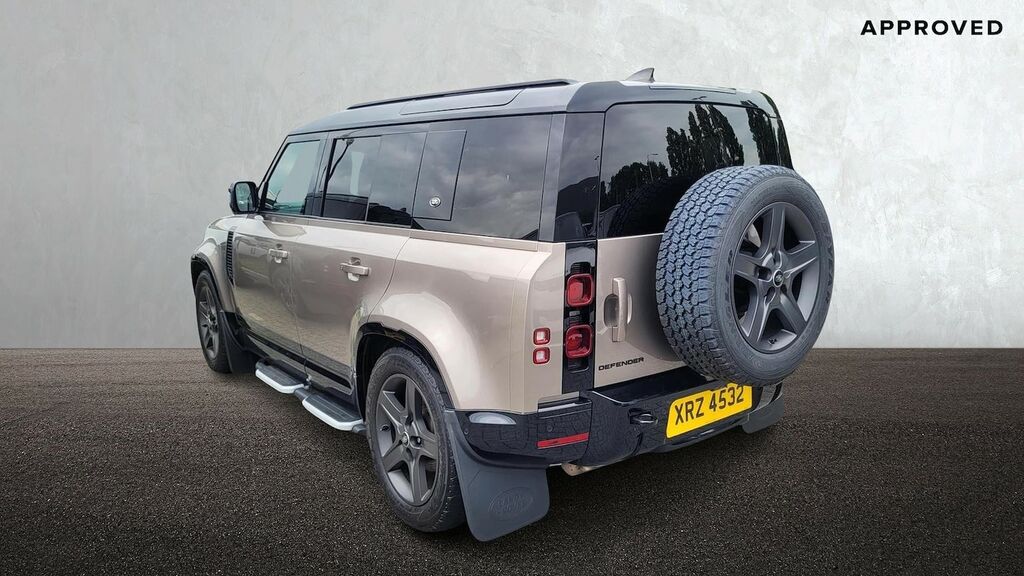 Land Rover Defender 110 3.0 D250 Se 110 XRZ4532 Brown #2