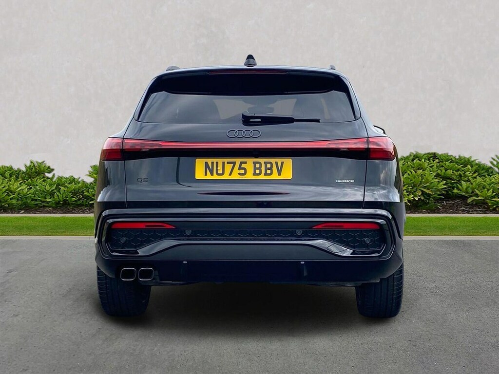 Audi Q5 2.0 Tdi Quattro Edition 1 S Tronic Sv NU75BBV Black #4