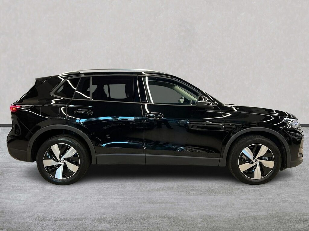 Volkswagen Tiguan 2.0 Tdi Match Dsg LJ25NOX Black #3