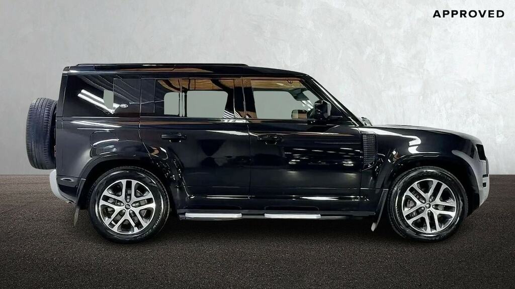 Land Rover Defender 2.0 P400e 15.4Kwh Xs Edition Suv Plug-i Black #5