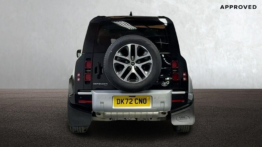 Land Rover Defender 2.0 P400e 15.4Kwh Xs Edition Suv Plug-i Black #6