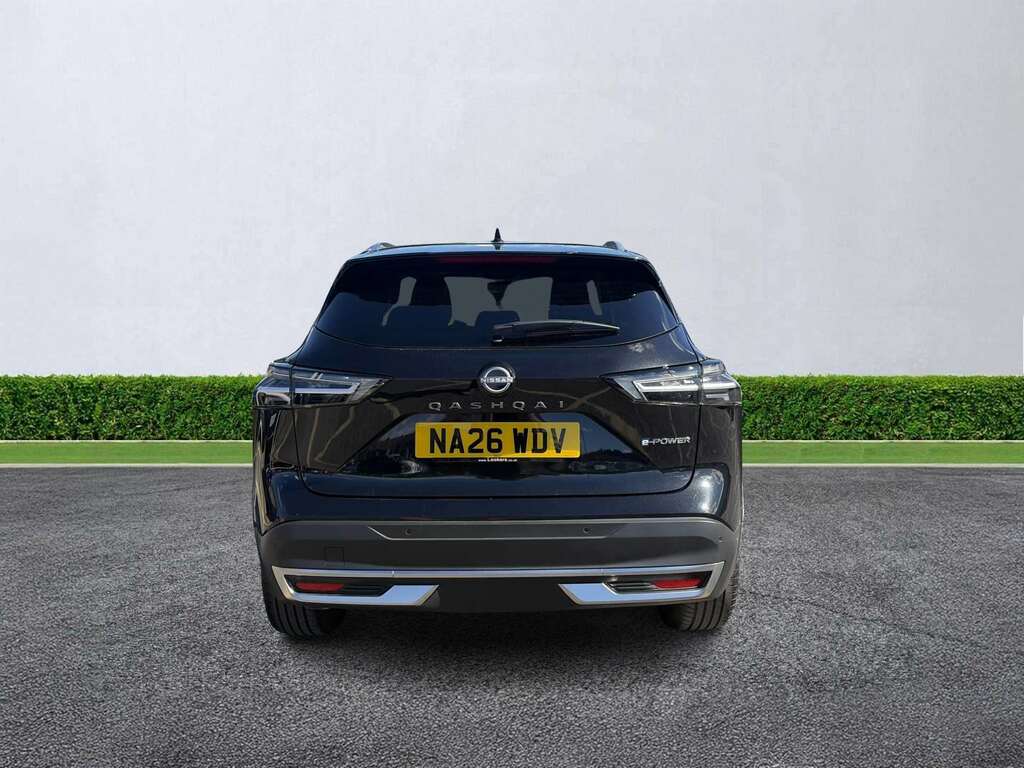 Nissan Qashqai 1.5 E-power 205 N-connecta Black #4