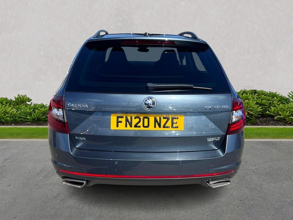 Skoda Octavia 2.0 Tdi Cr Vrs 4X4 Dsg 7 Speed Black Pack Grey #4