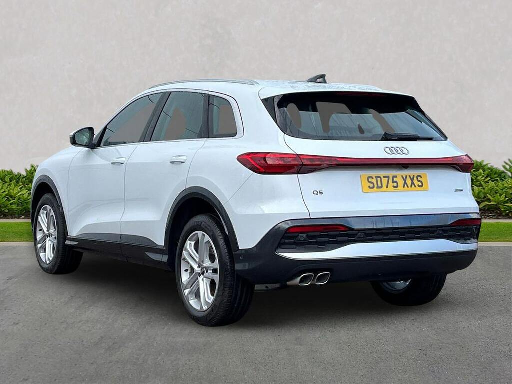 Audi Q5 2.0 Tdi Quattro Sport S Tronic SD75XXS White #2