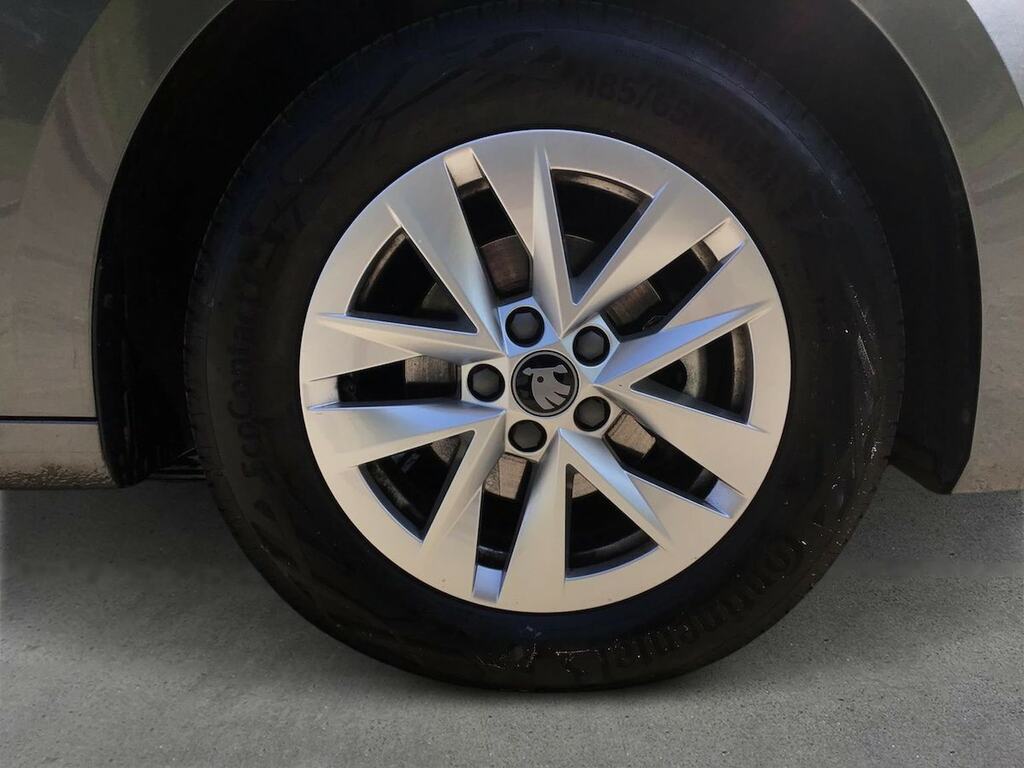 Skoda Fabia 1.0 Tsi Se Edition Hatchback Eur GL25HYZ Grey #6