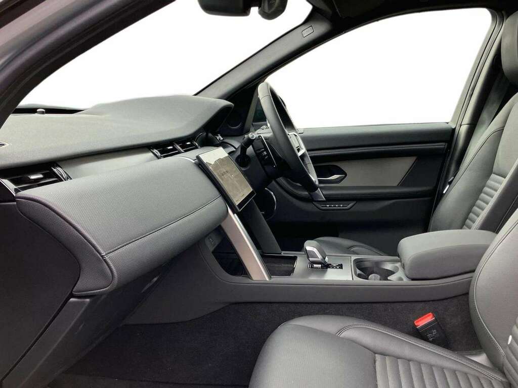 Land Rover Discovery Sport 2.0 D200 Dynamic Se 5 Seat LK75YXW Silver #3